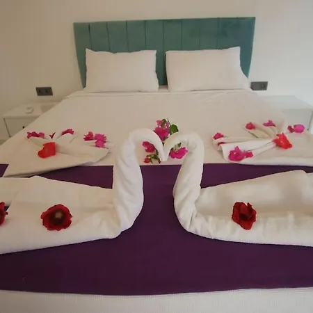 Parla 3 / Szálloda 4*
